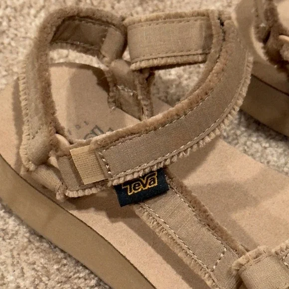 Teva Tan Platform Strappy Sandals - Picture 3 of 9